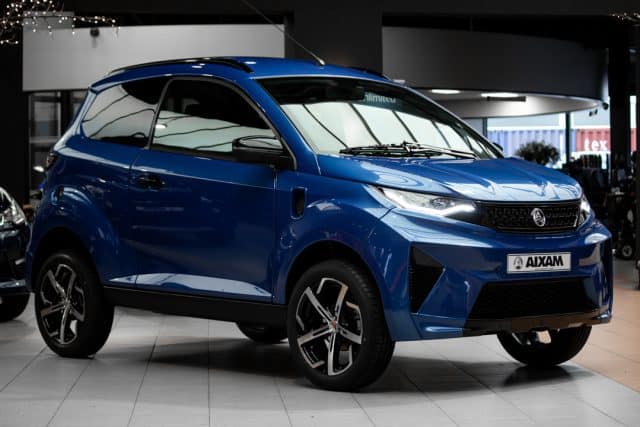 Aixam E Crossover Premium Ambition Elektrisch 2025 Brommobiel Saffier Blauw